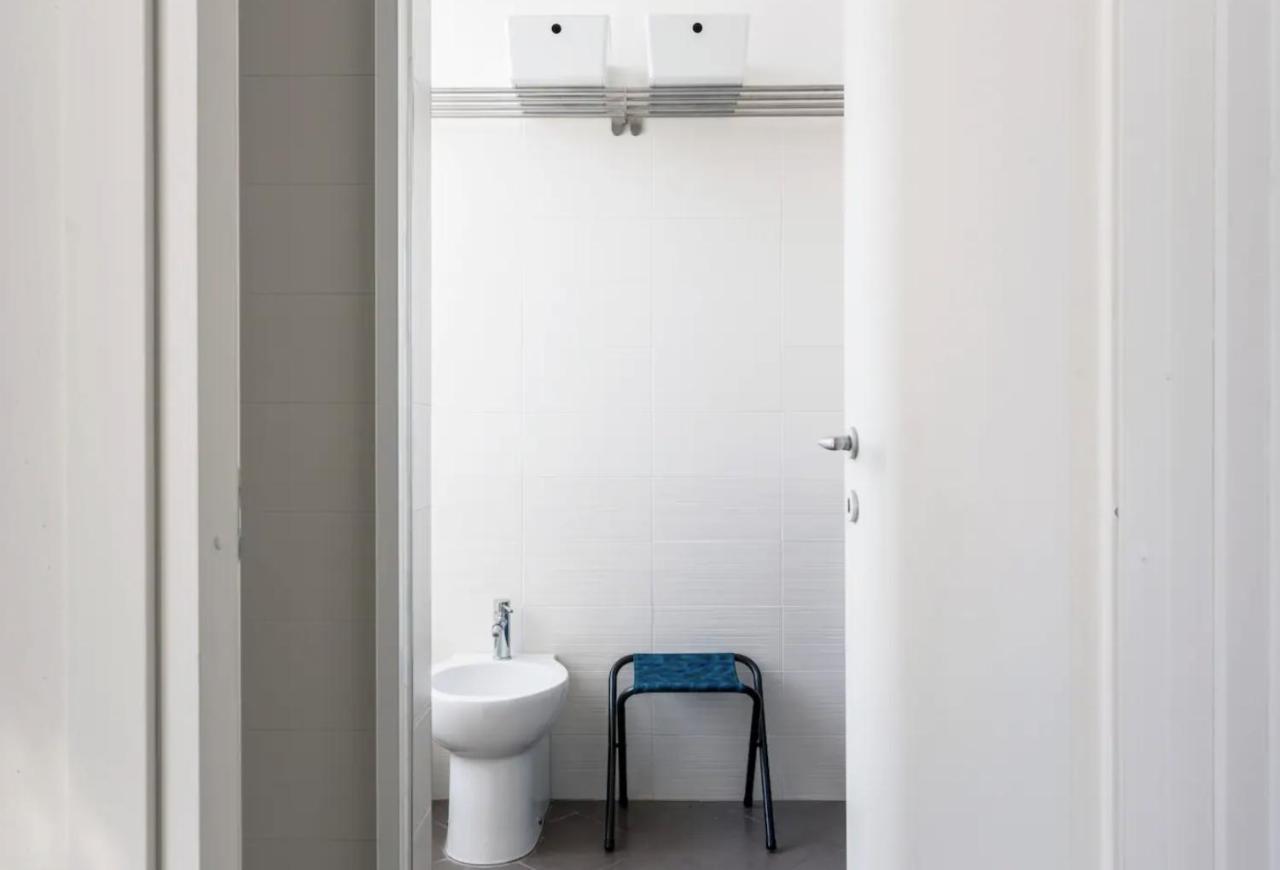 Minimal And Charming Studio In Isola District-via Farini Apartment *